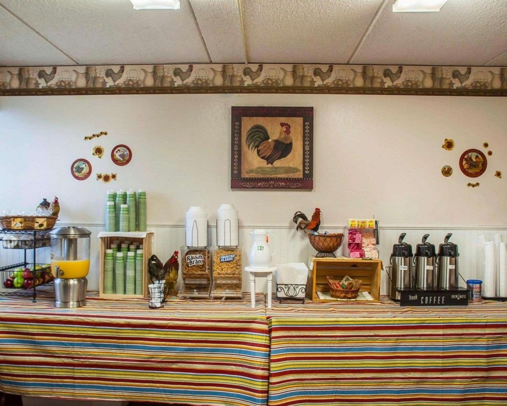 Econo Lodge 1000 Islands